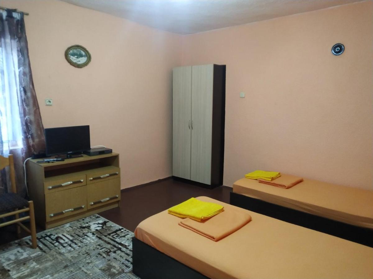 за гости деко Apartment *